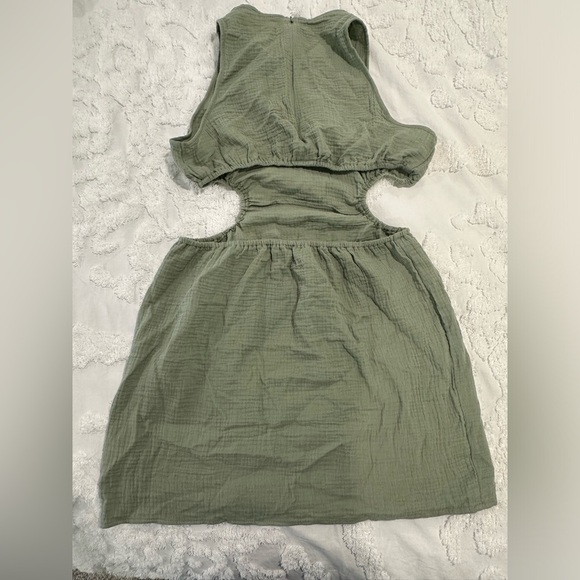 Cut Out Waist Mini dress- Large - Picture 3 of 5